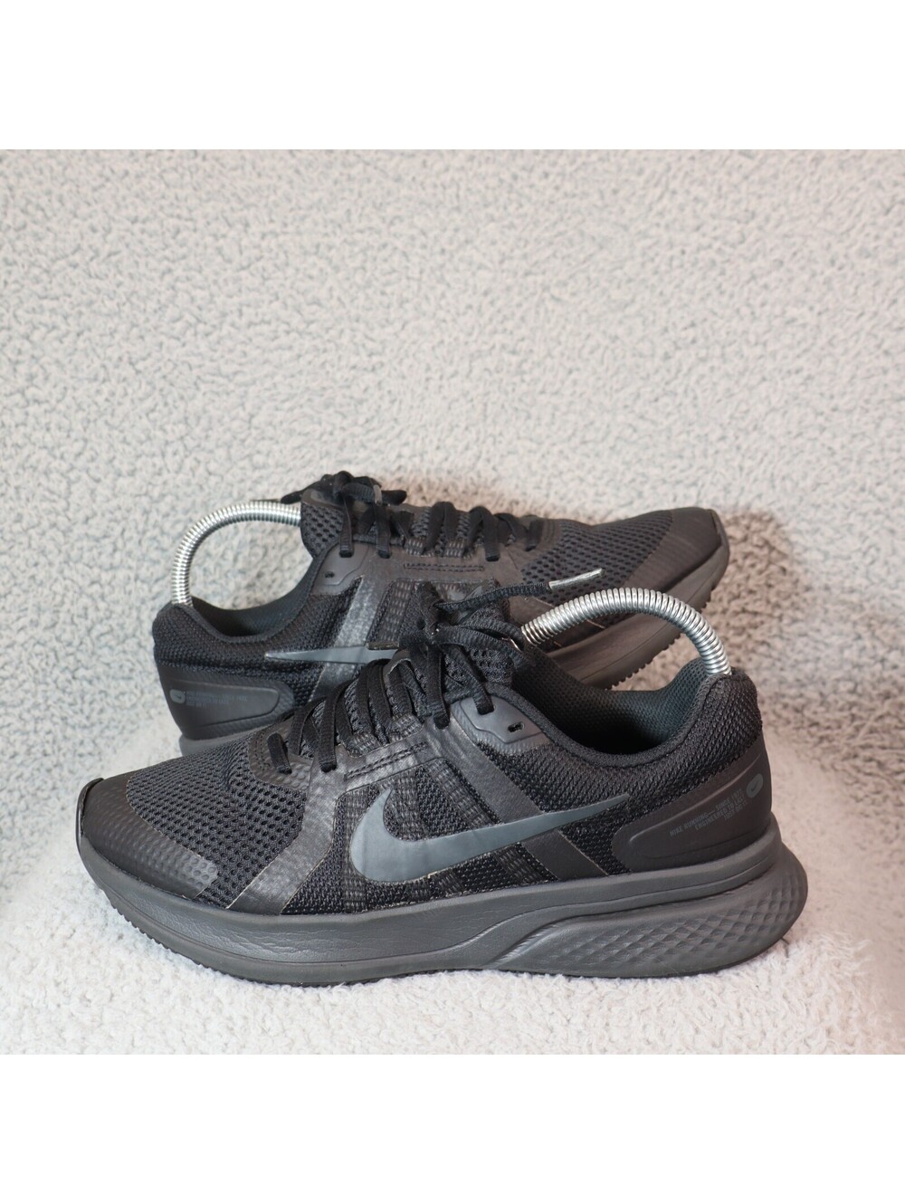Nike Run Swift 2 Black Running Men 7.5 / Women 9 CU3517-002
